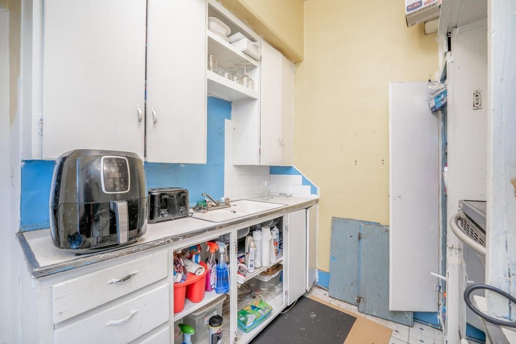 517 South Elizabeth Street Wichita, KS 67213 - Photo 15 of 36