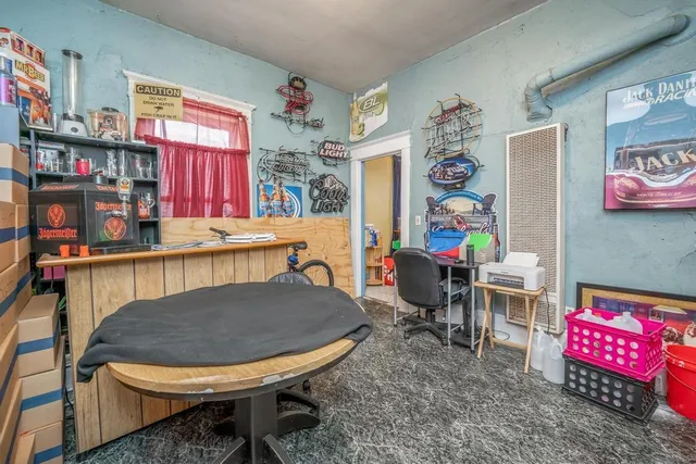 $95,000 | 517 South Elizabeth Street, Wichita, KS 67213