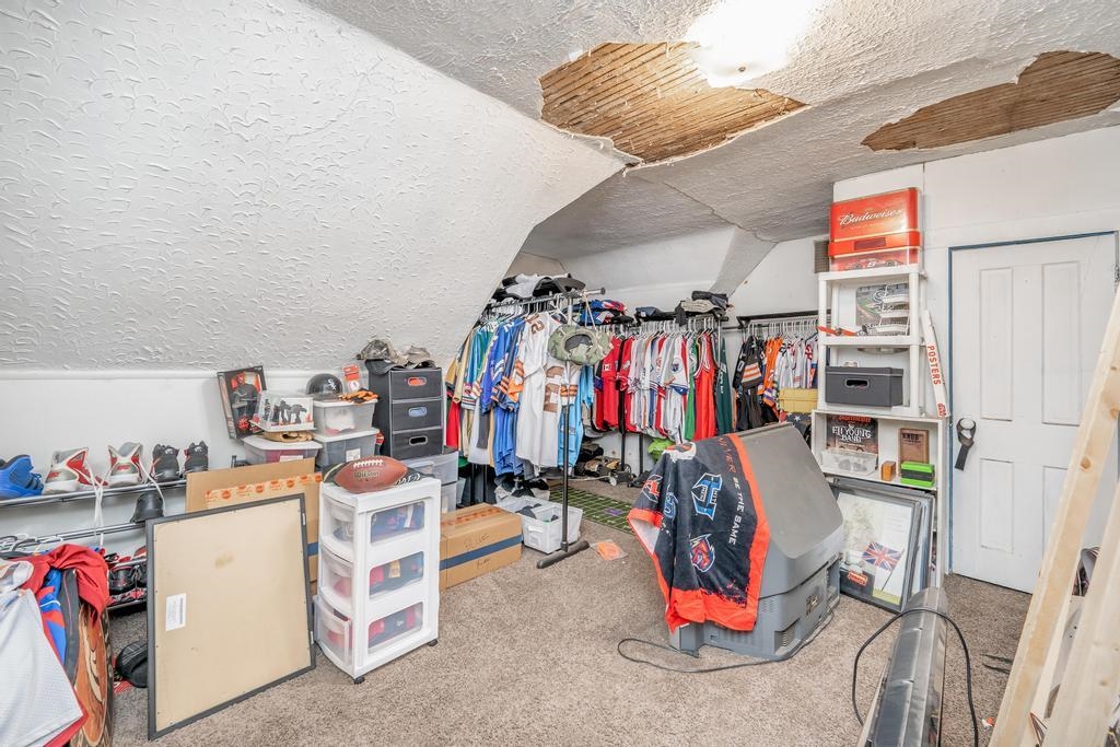 517 South Elizabeth Street Wichita, KS 67213 - Photo 26 of 36