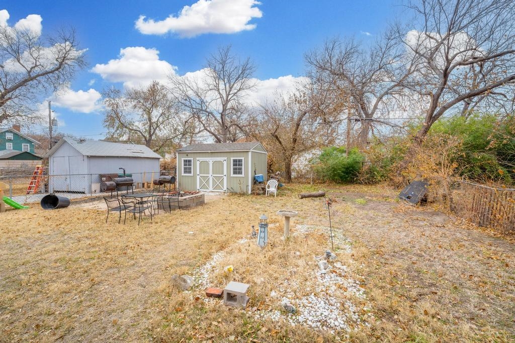 517 South Elizabeth Street Wichita, KS 67213 - Photo 32 of 36