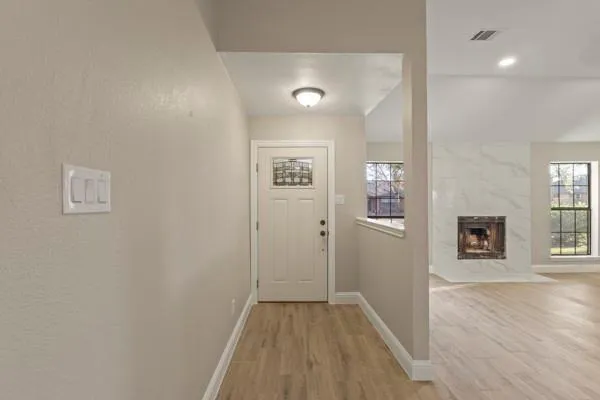 $289,000 | 1129 Harvest Hill Lane, Lancaster, TX 75146