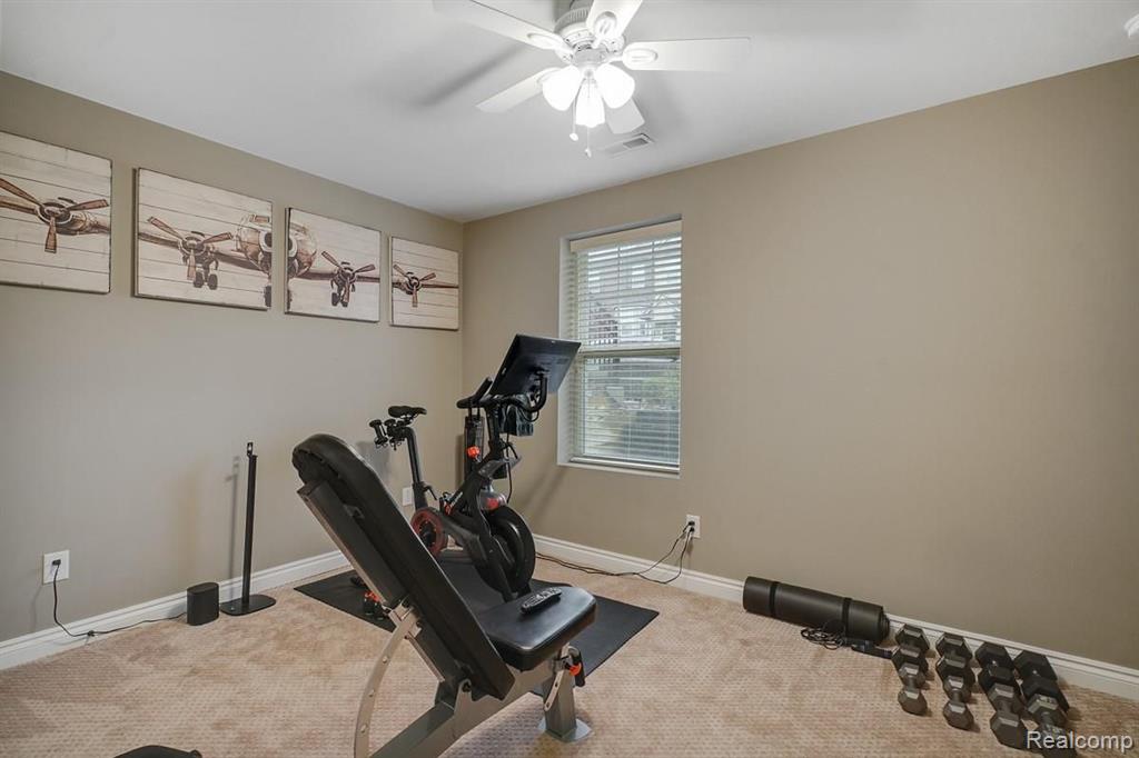 2666 Helmsdale Circle Rochester Hills, MI 48307 - Photo 17 of 22
