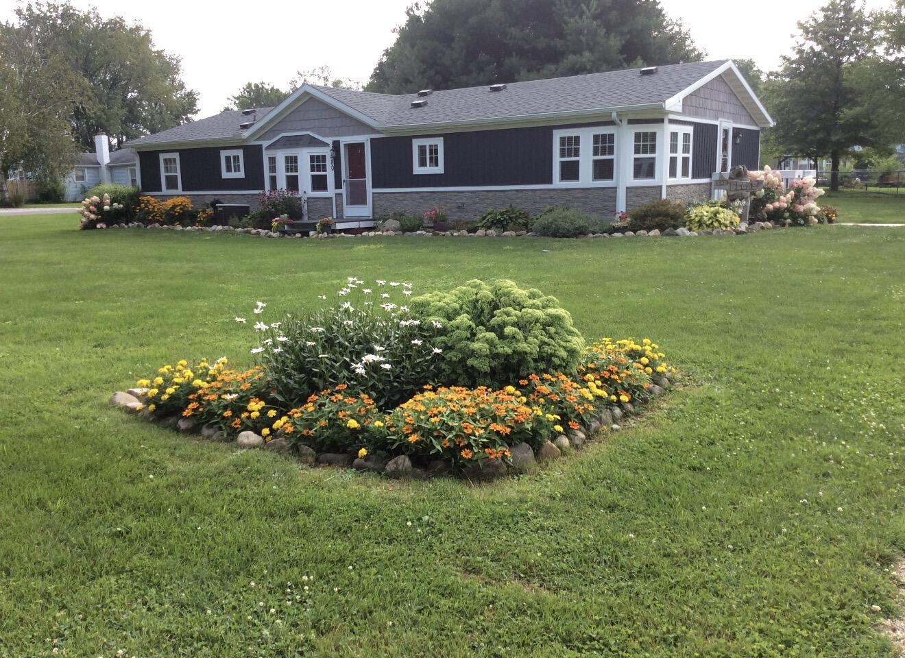 580 South Snyder Street Marcellus, MI 49067 - Photo 1 of 30 IMG_5085