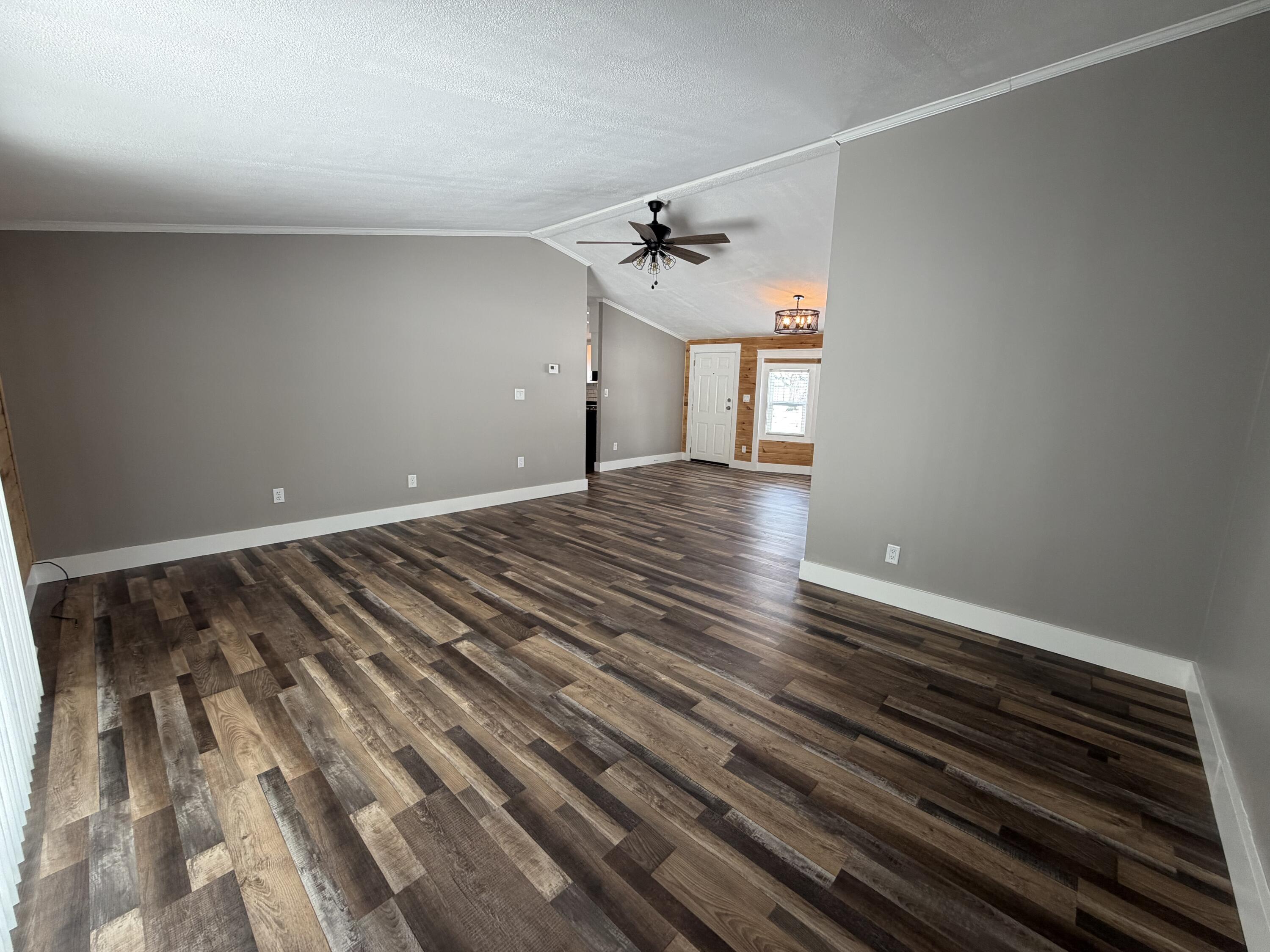 580 South Snyder Street Marcellus, MI 49067 - Photo 11 of 30 IMG_5105