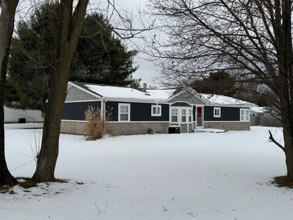 $225,000 | 580 South Snyder Street, Marcellus, MI 49067