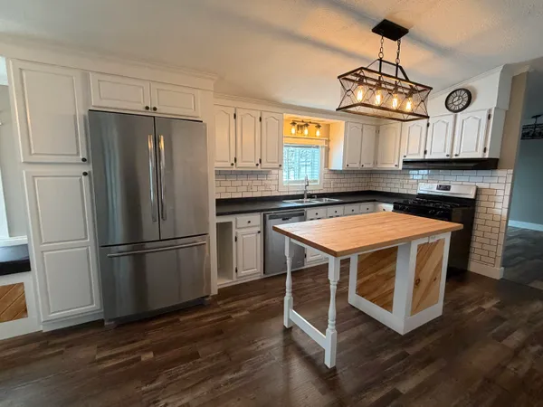 $225,000 | 580 South Snyder Street, Marcellus, MI 49067