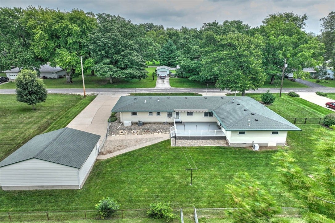 23 Montez Drive Decatur, IL 62526 - Photo 5 of 39 Gallery Image 5