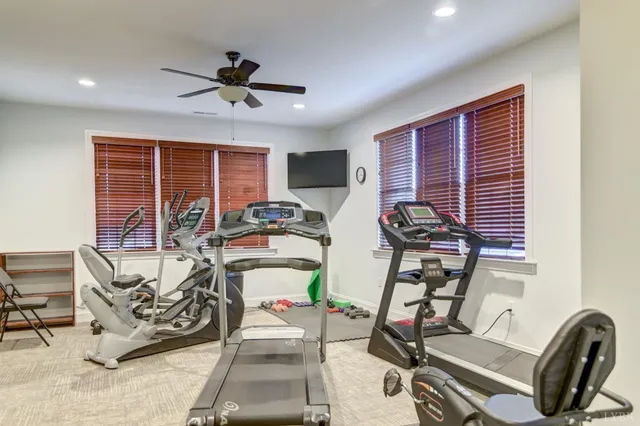 $405,000 | 125 Villa Oak Circle, Bedford, VA 24523