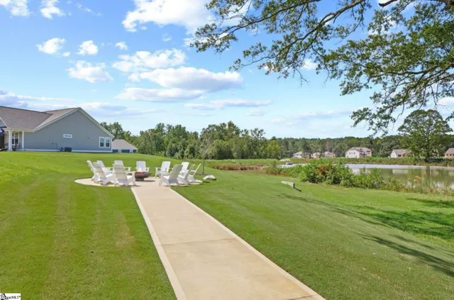 $414,990 | 102 Plain Post Trail, Simpsonville, SC 29681