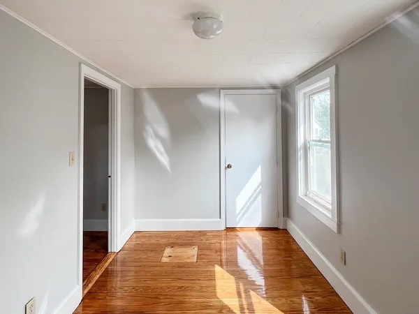 $2,150 | 25 Common Street, Unit 1, Weymouth, MA 02188