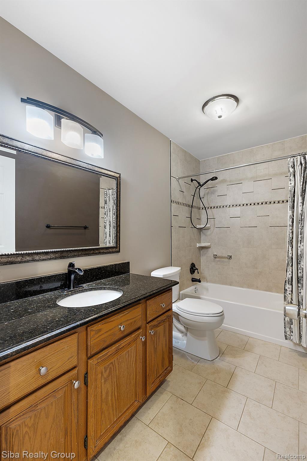 1602 Hillside Lane Rochester, MI 48307 - Photo 50 of 63 Gallery Image 50