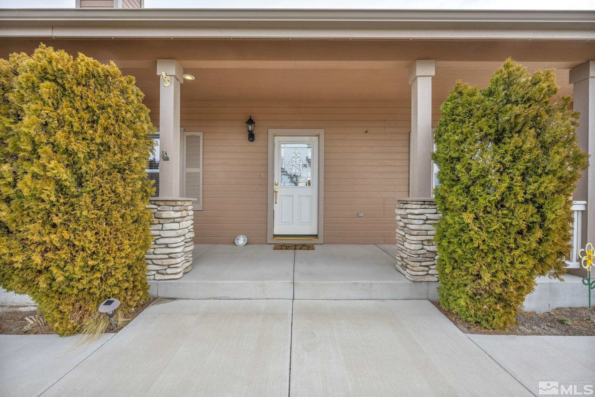 67 Desert View Drive Smith Valley, NV 89430 - Photo 9 of 36 a view of entryway