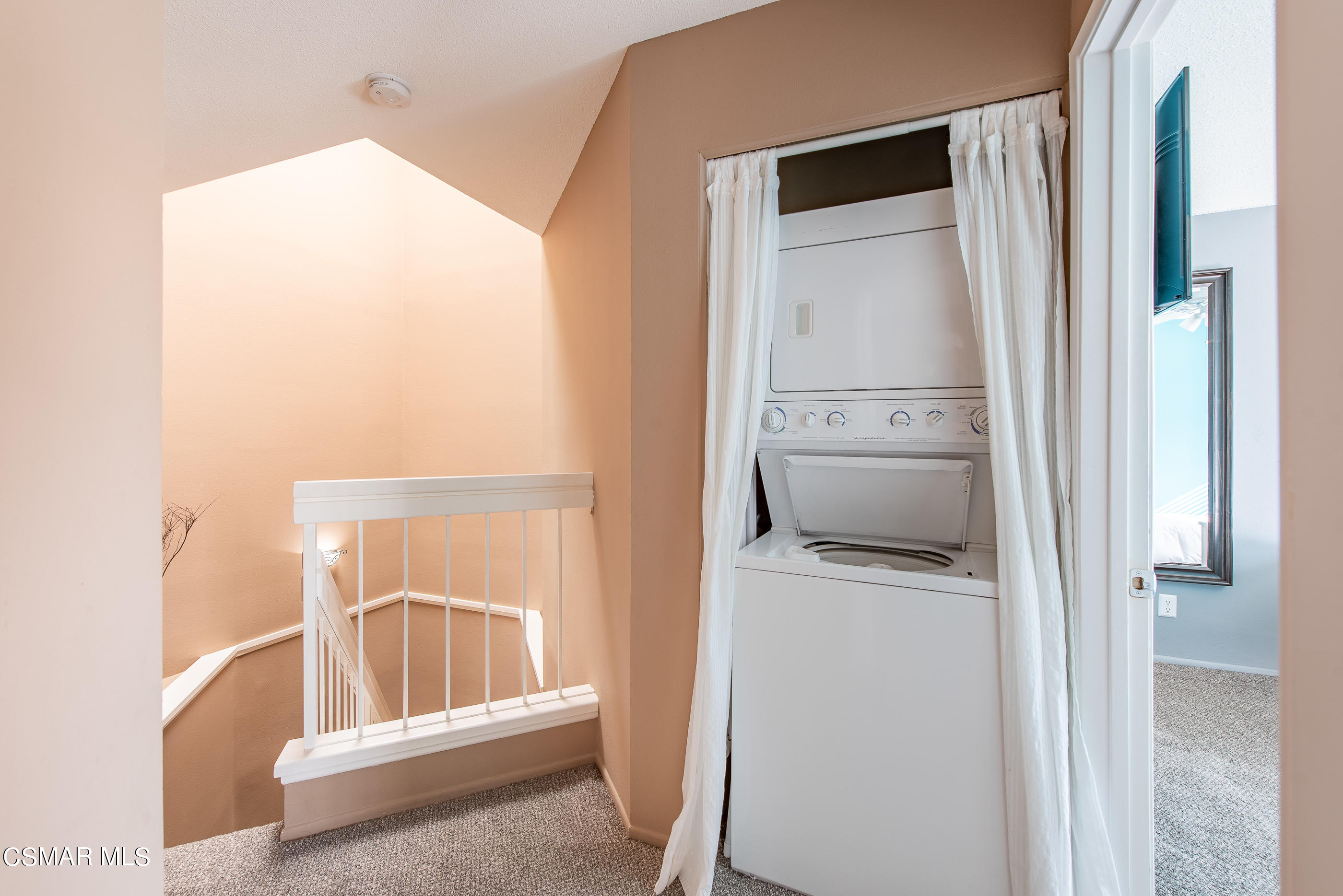 1736 Sinaloa Road, Unit 315 Simi Valley, CA 93065 - Photo 16 of 31 a bathroom with a tub and a toilet