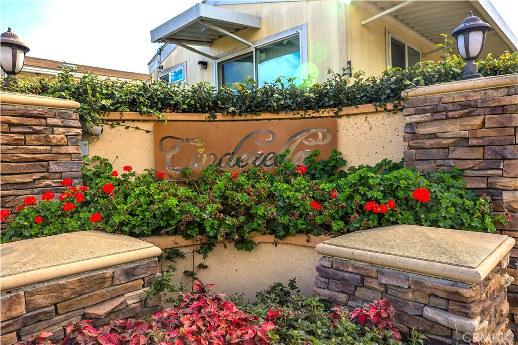 8600 Contreras Street, Unit 35 Paramount, CA 90723 - Photo 2 of 28 Cinderella Park