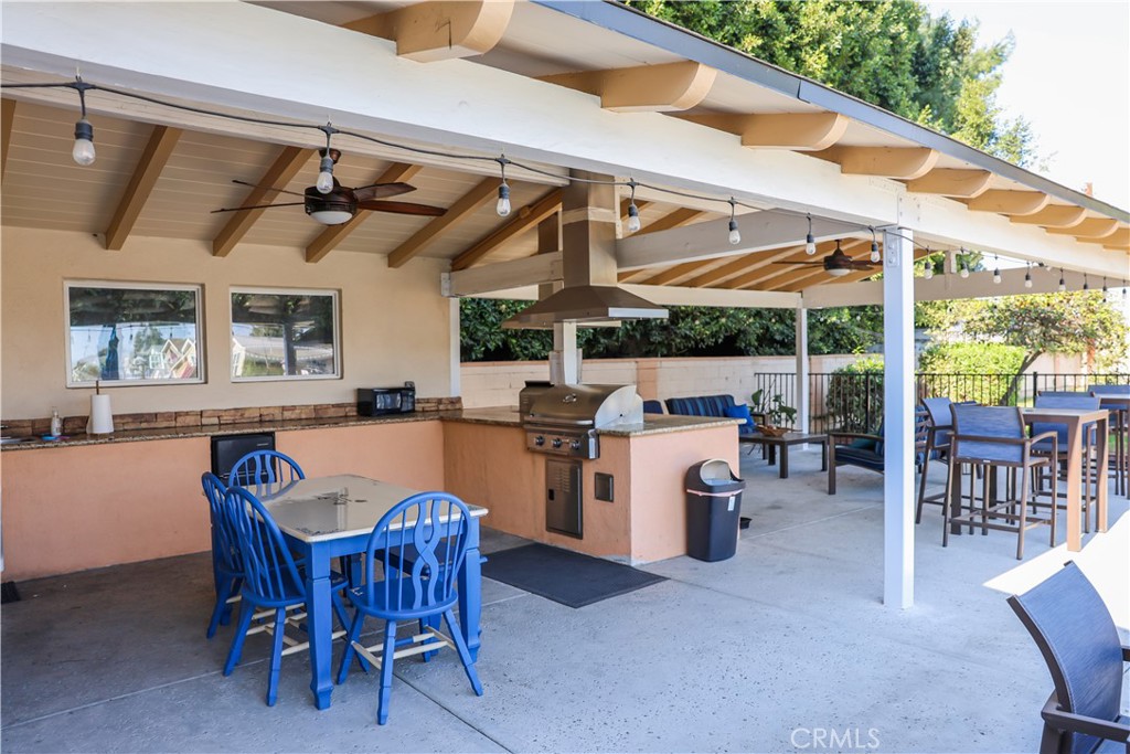 8600 Contreras Street, Unit 35 Paramount, CA 90723 - Photo 23 of 28 Outdoor Kitchen