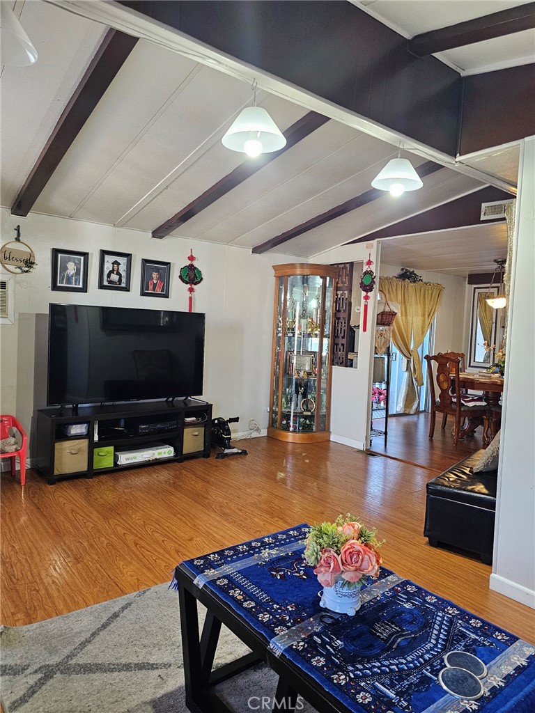 8600 Contreras Street, Unit 35 Paramount, CA 90723 - Photo 6 of 28