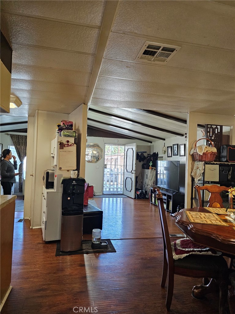 8600 Contreras Street, Unit 35 Paramount, CA 90723 - Photo 8 of 28