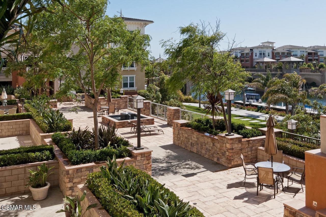 1501 Windshore Way Oxnard, CA 93035 - Photo 21 of 24 a view of a backyard with sitting area