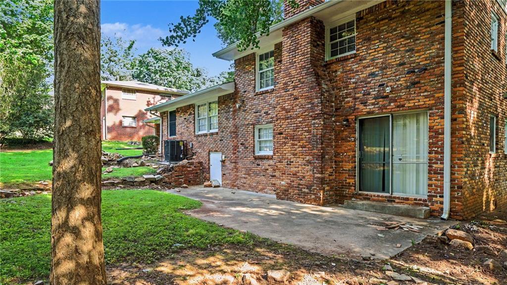 4411 Langdon Drive Decatur, GA 30035 - Photo 31 of 34