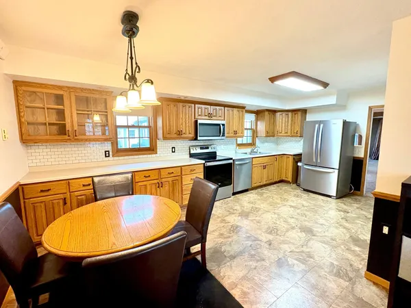 $189,900 | 429 East Rooney Avenue, Appleton, MN 56208