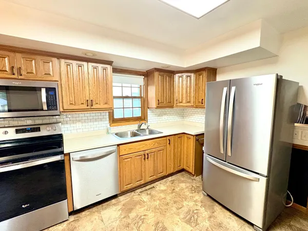 $189,900 | 429 East Rooney Avenue, Appleton, MN 56208