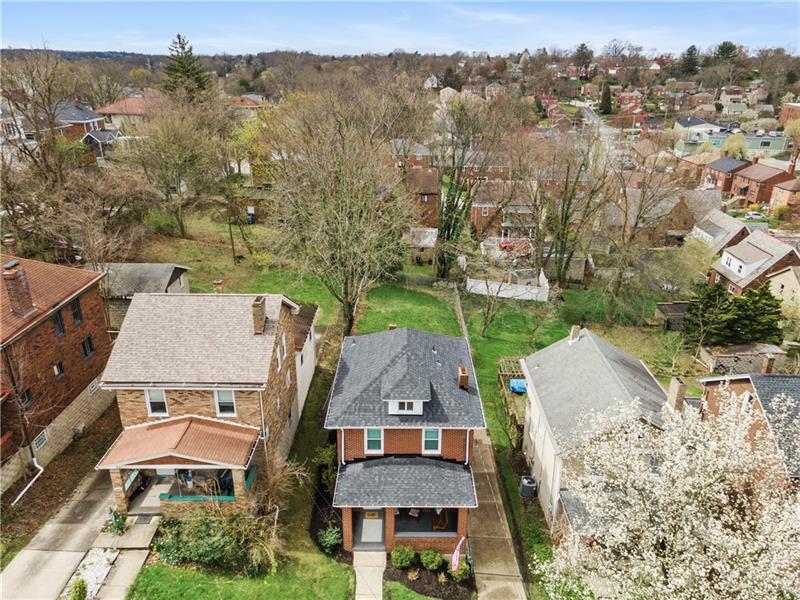 490 Mapleton Avenue Pittsburgh, PA 15228 - Photo 34 of 35 an aerial view of multiple houses with a yard