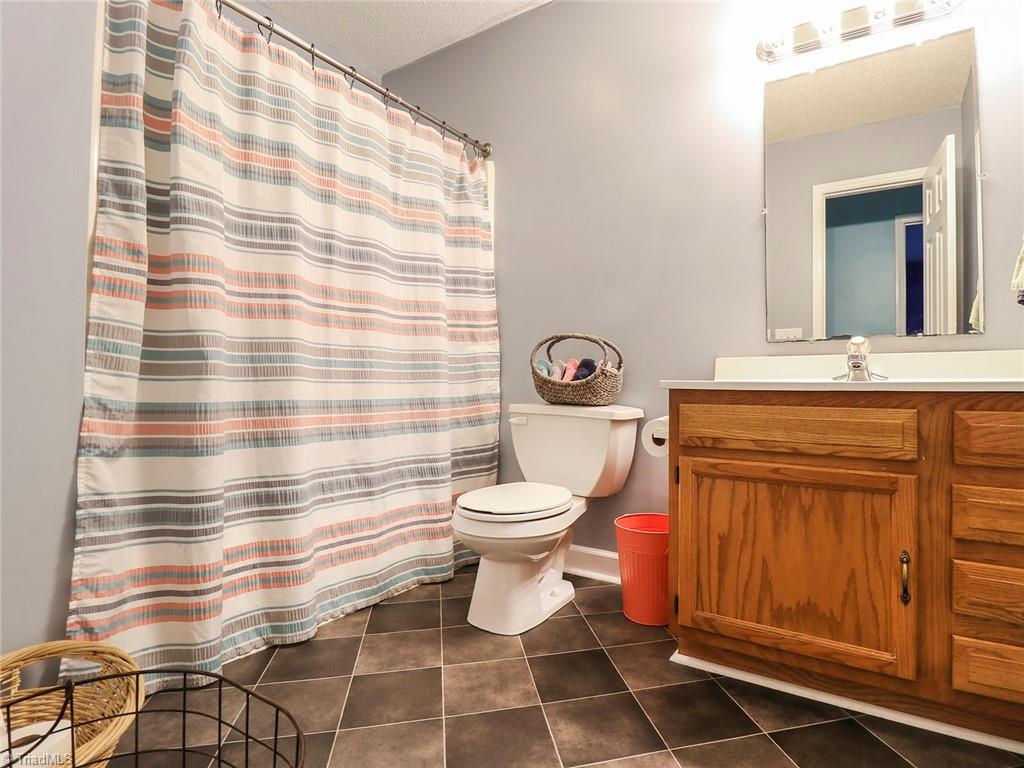 3510 Cunningham Road Thomasville, NC 27360 - Photo 16 of 19
