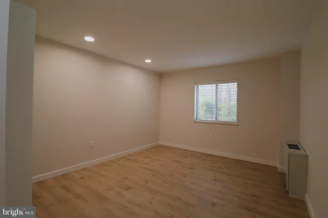 $2,500 | 7505 Democracy Boulevard, Unit A125, Bethesda, MD 20817