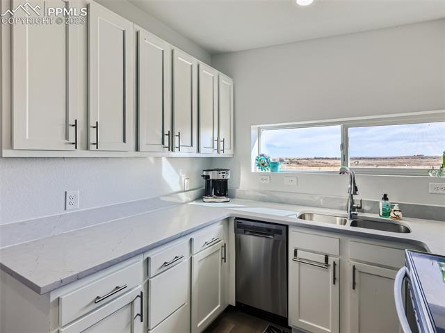 30207 Antioch Road Yoder, CO 80864 - Photo 4 of 26 Kitchen