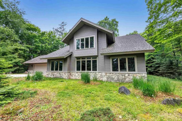 $899,900 | 4163 Glidden Drive, Sturgeon Bay, WI 54235