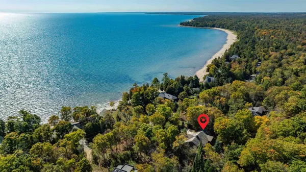 $879,900 | 4163 Glidden Drive, Sturgeon Bay, WI 54235