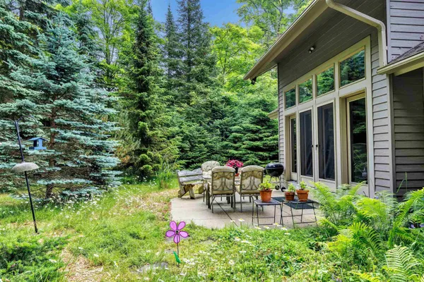 $879,900 | 4163 Glidden Drive, Sturgeon Bay, WI 54235