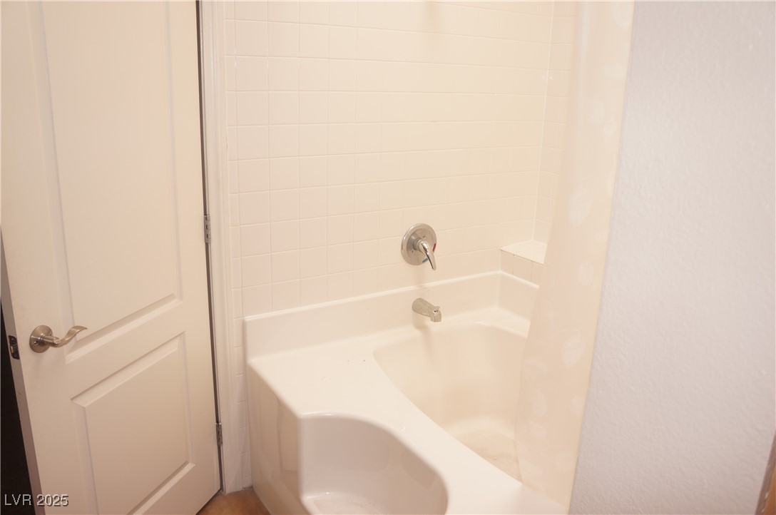 3145 East Flamingo Road, Unit 2020 Las Vegas, NV 89121 - Photo 9 of 13