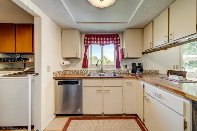 $237,500 | 522 Northwest Cole Avenue, Wilbur, WA 99185