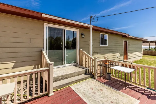 $237,500 | 522 Northwest Cole Avenue, Wilbur, WA 99185