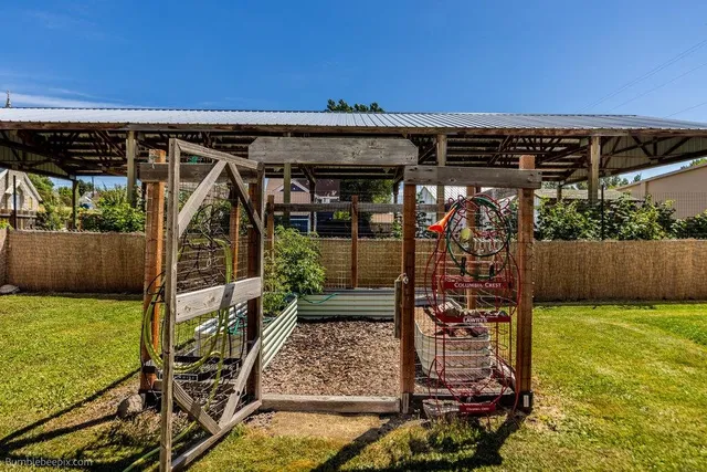 $237,500 | 522 Northwest Cole Avenue, Wilbur, WA 99185