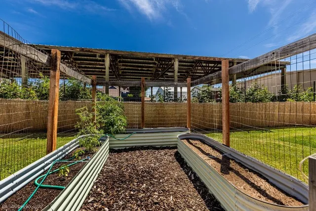 $237,500 | 522 Northwest Cole Avenue, Wilbur, WA 99185