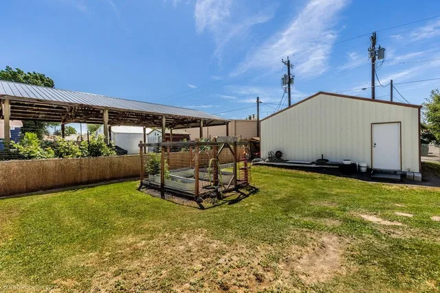 $237,500 | 522 Northwest Cole Avenue, Wilbur, WA 99185