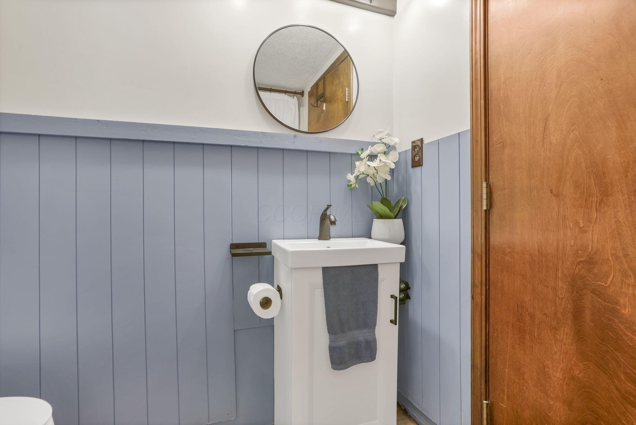 22540 Bunker Hill Road Sugar Grove, OH 43155 - Photo 40 of 79 Full Bath