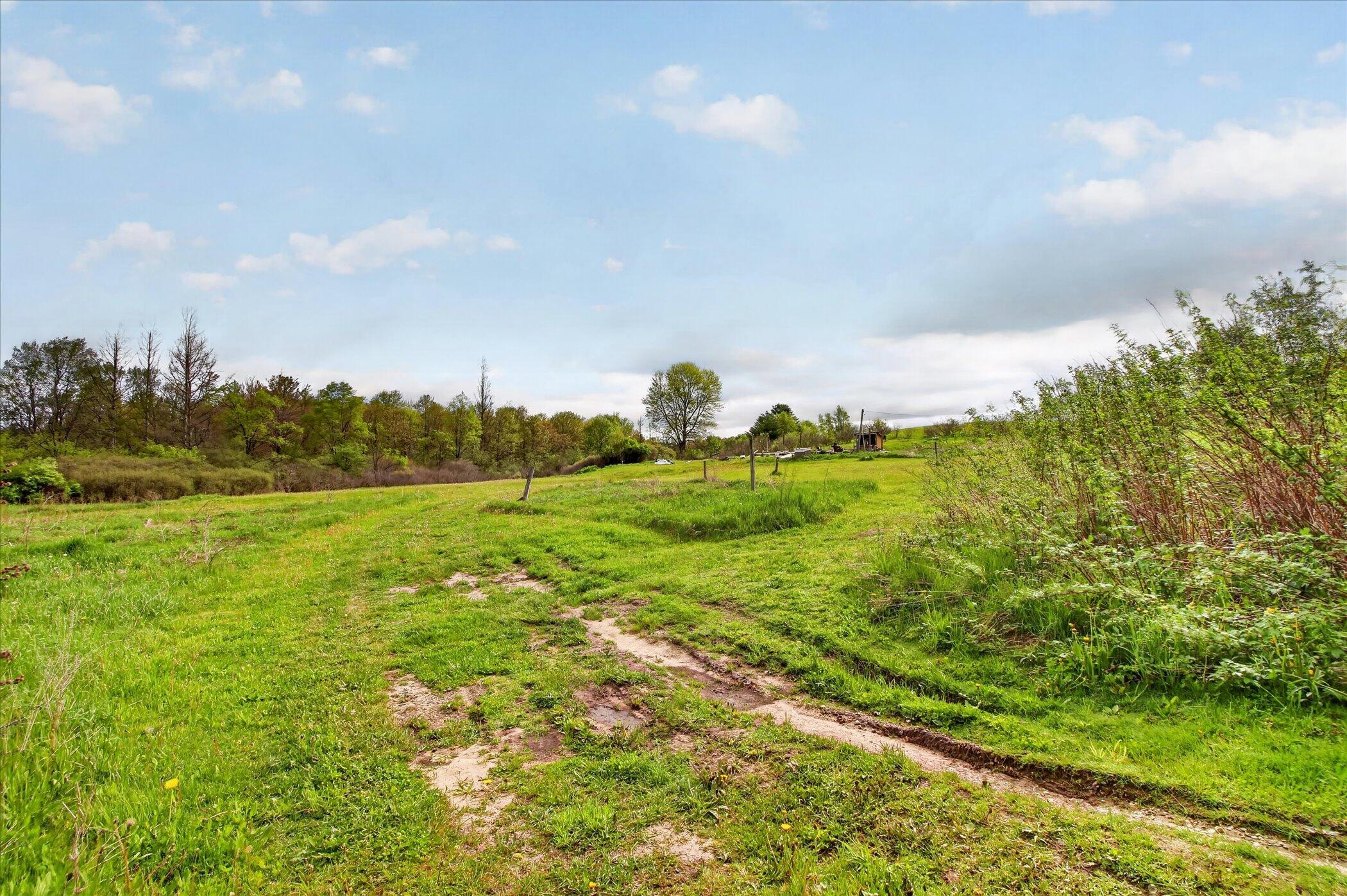 18426 14 Mile Road Leroy, MI 49655 - Photo 33 of 40 40-104-N-Andrea-Ln-St-Louis-Windowstill