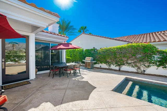 a view of outdoor space yard and patio