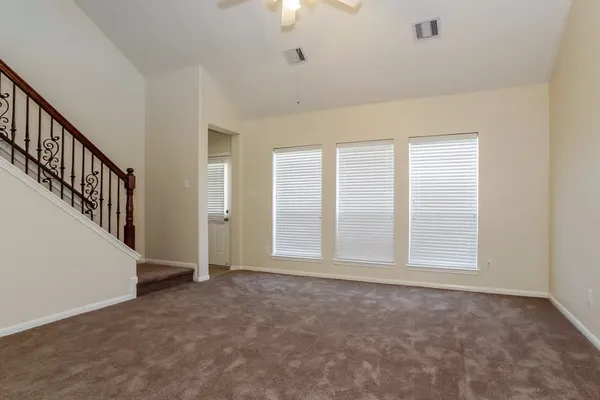 $1,949 | 19026 Telford Way, Tomball, TX 77375