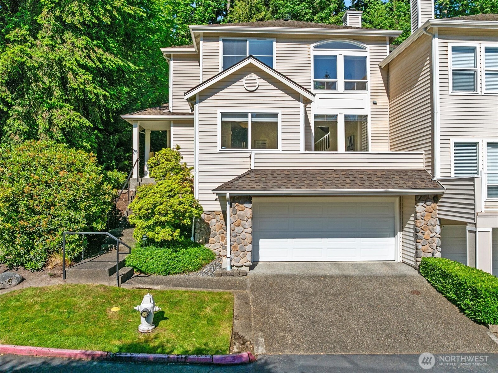 9804 Northeast Riverbend Drive, Unit B101 Bothell, WA 98011 - Photo 3 of 36