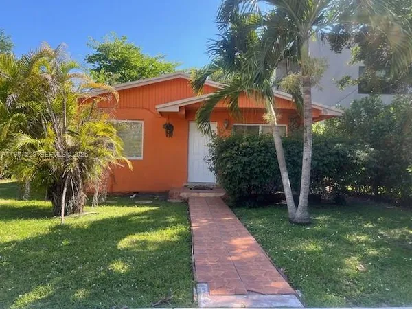 $1,500,000 | 3366 Thomas Avenue, Miami, FL 33133