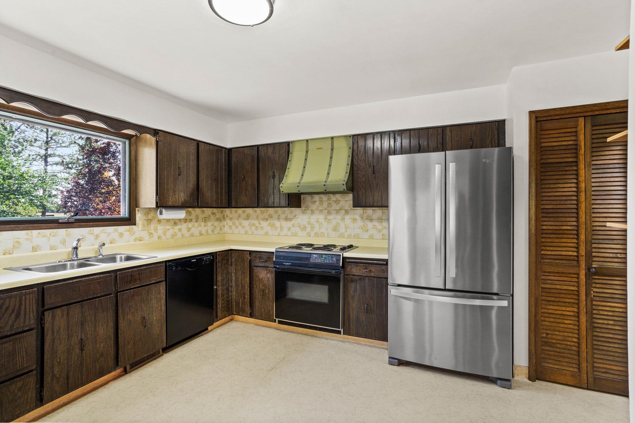 513 West Paradise Road Spokane, WA 99224 - Photo 11 of 44