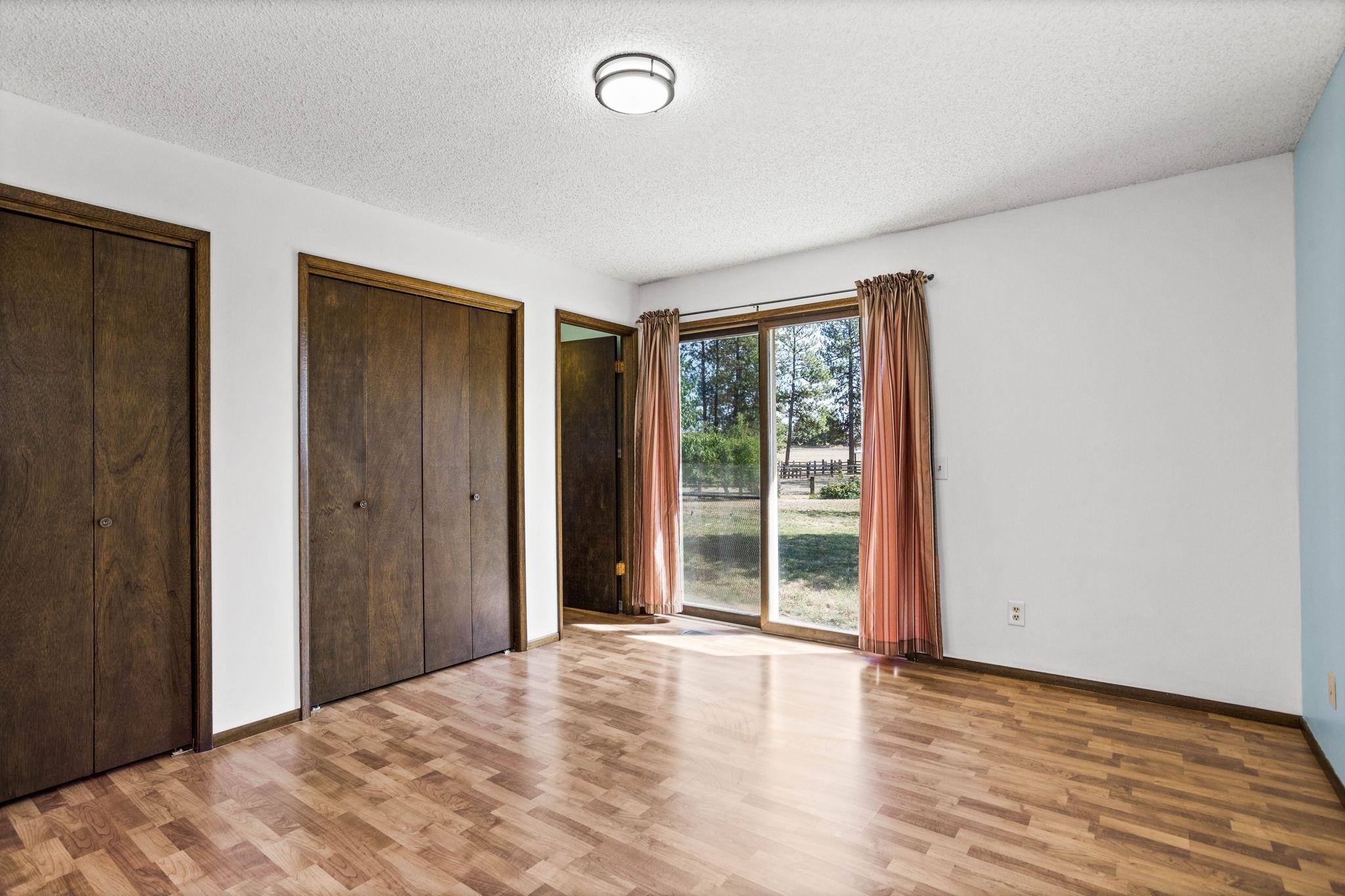 513 West Paradise Road Spokane, WA 99224 - Photo 12 of 44