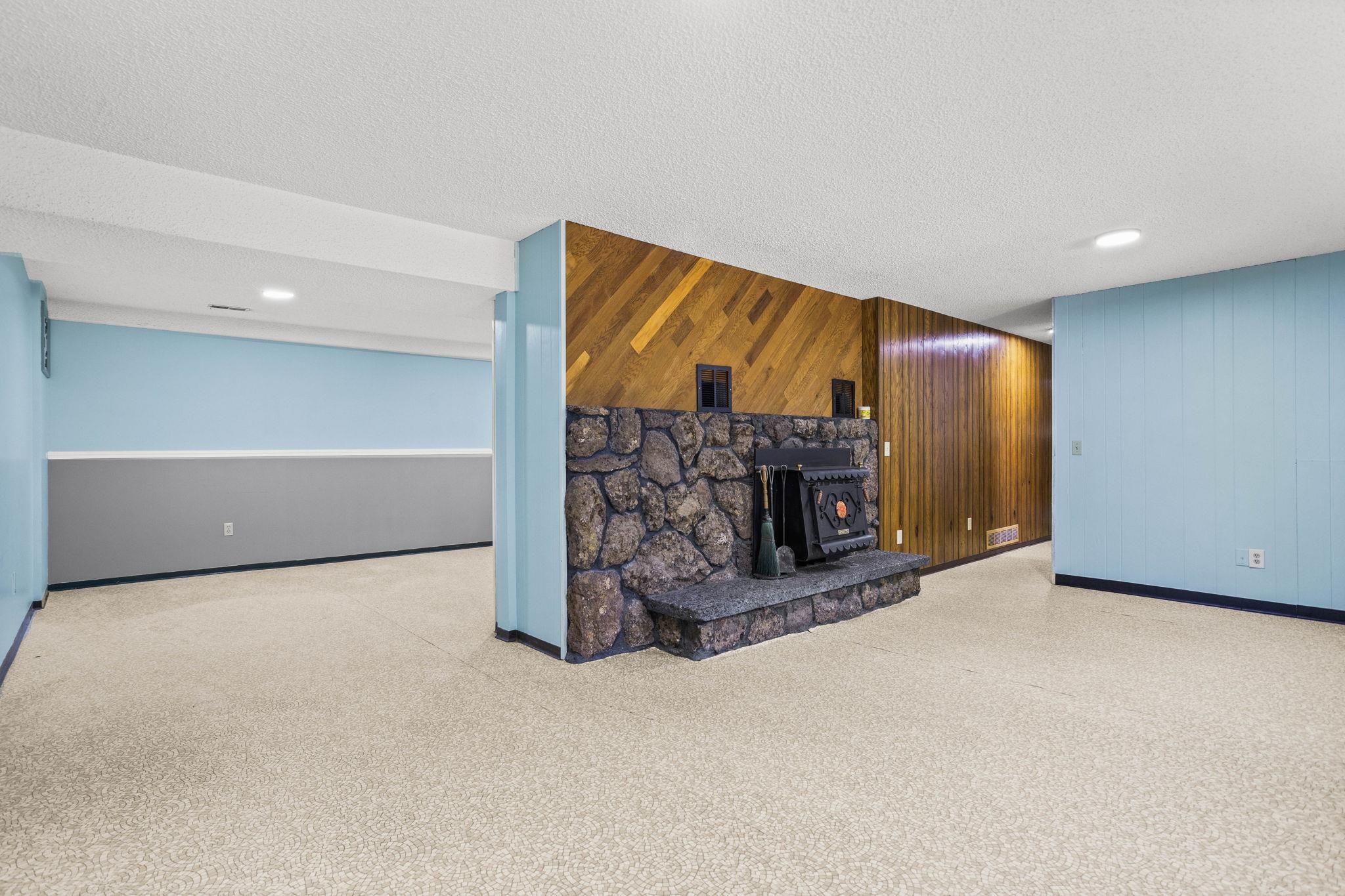 513 West Paradise Road Spokane, WA 99224 - Photo 22 of 44