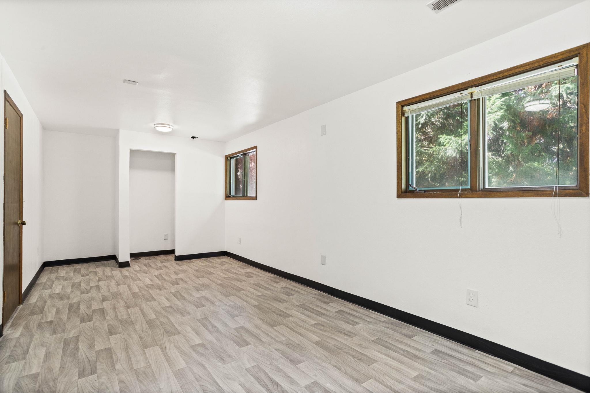 513 West Paradise Road Spokane, WA 99224 - Photo 28 of 44