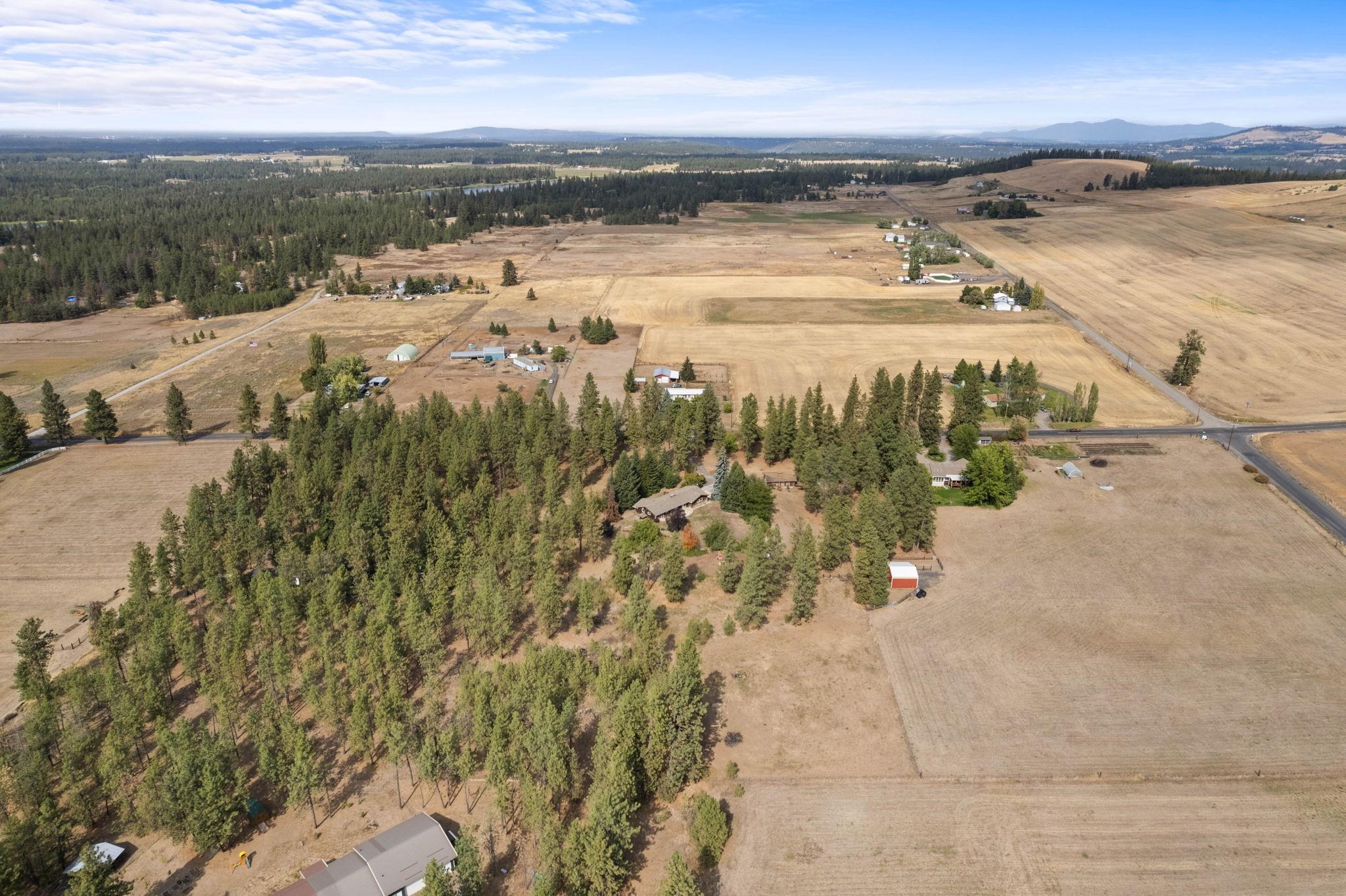 513 West Paradise Road Spokane, WA 99224 - Photo 37 of 44
