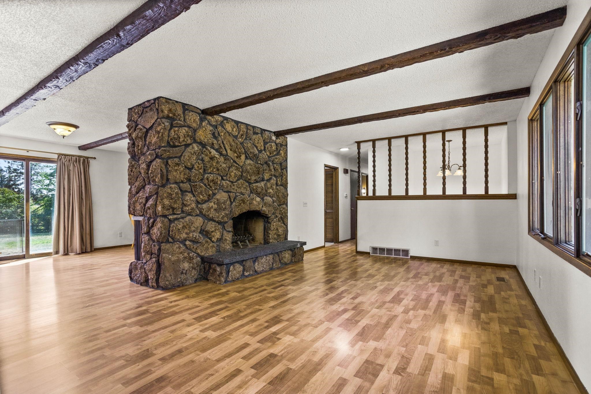 513 West Paradise Road Spokane, WA 99224 - Photo 4 of 44